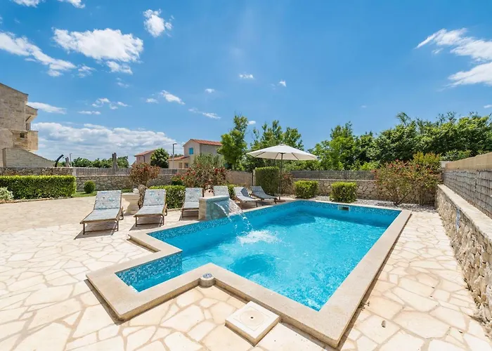 Karin With Heated Pool - By Ta Leut Agency Villa Privlaka (Zadar)