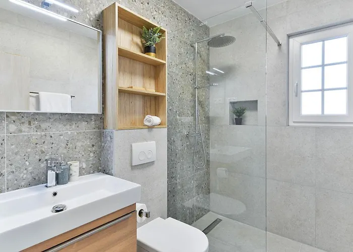 Karin With Heated Pool - By Ta Leut Agency Villa Privlaka