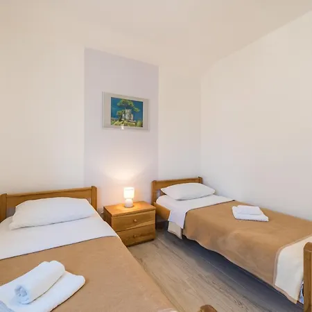 Villa Karin With Heated Pool - By Ta Leut Agency Privlaka (Zadar)