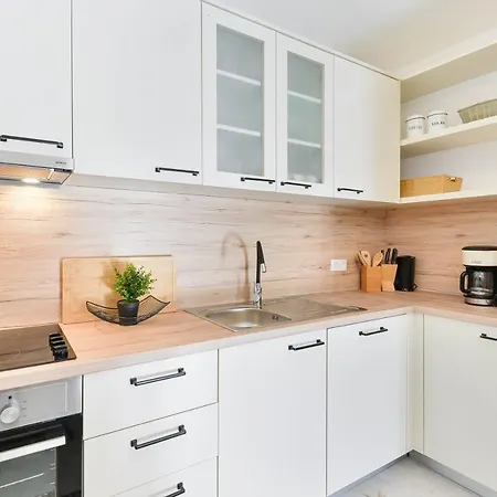 Karin With Heated Pool - By Ta Leut Agency Villa Privlaka (Zadar)